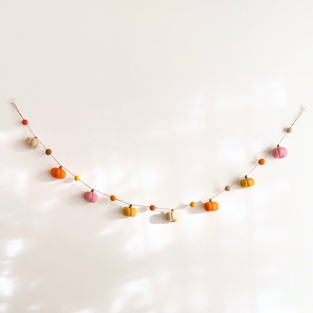 Felt Pumpkin Garland