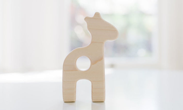 Bannor Giraffe Wooden Baby Grasping Toy