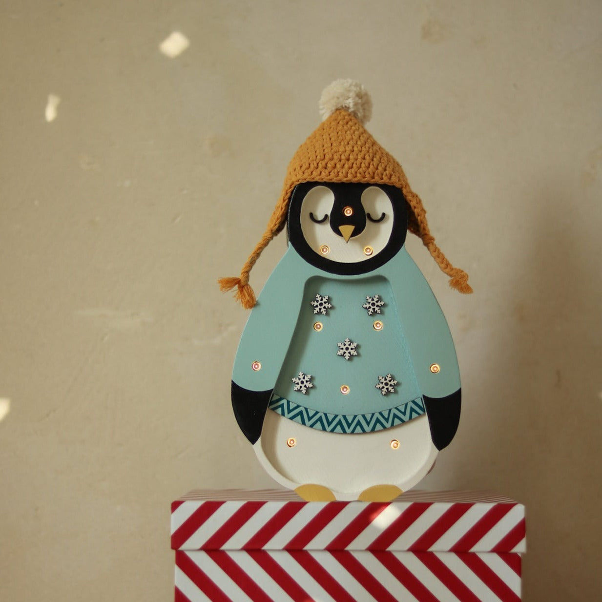 Little Lights Penguin Lamp