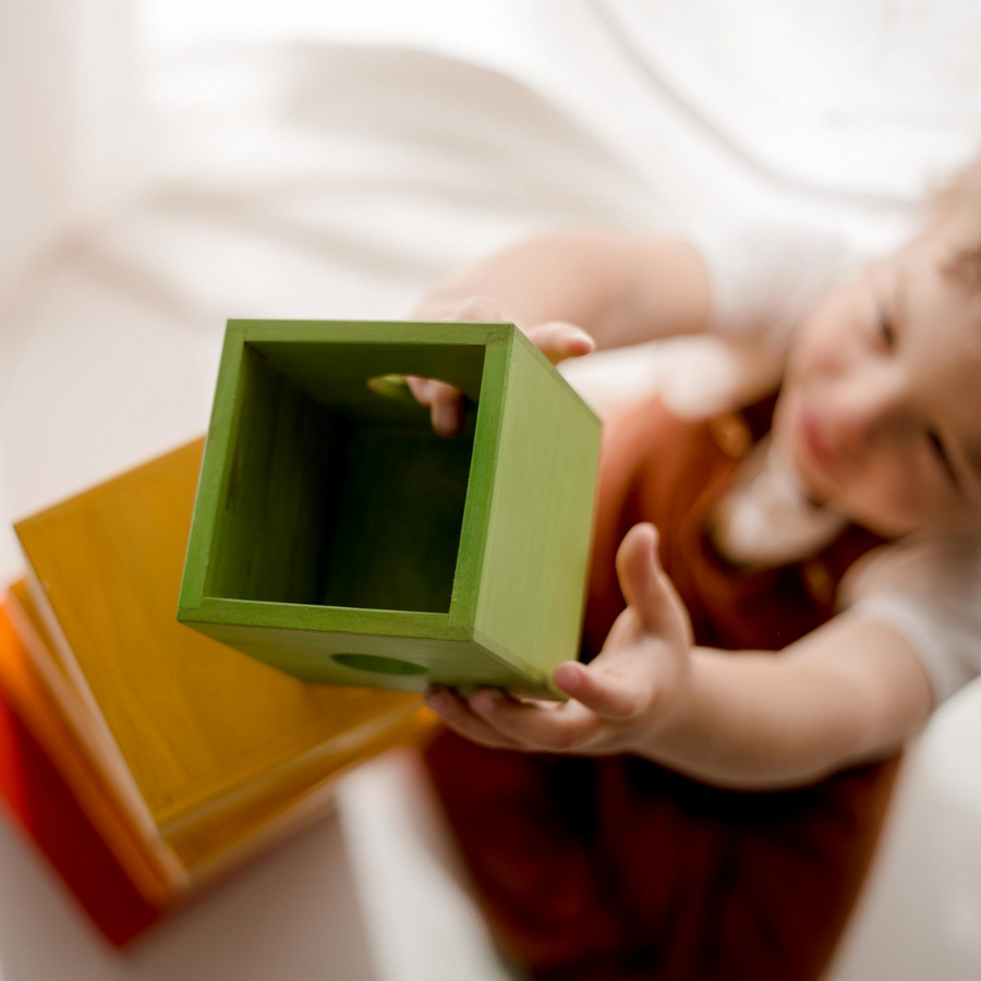Q Toys Rainbow Nesting Boxes