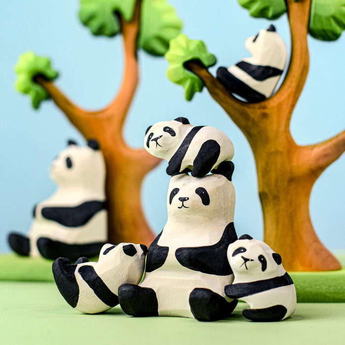 Sale Bumbu Panda Bears Family and Tree Set