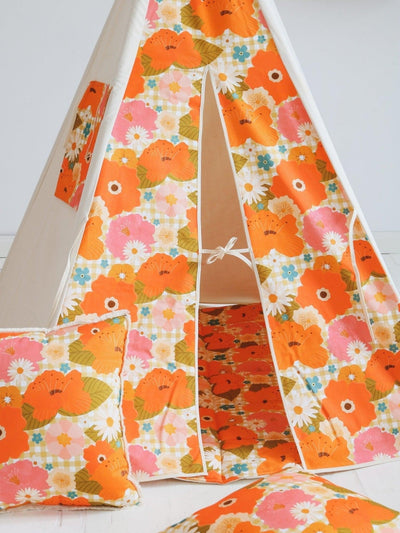 “Picnic with Flowers” Teepee Tent and Mat Set