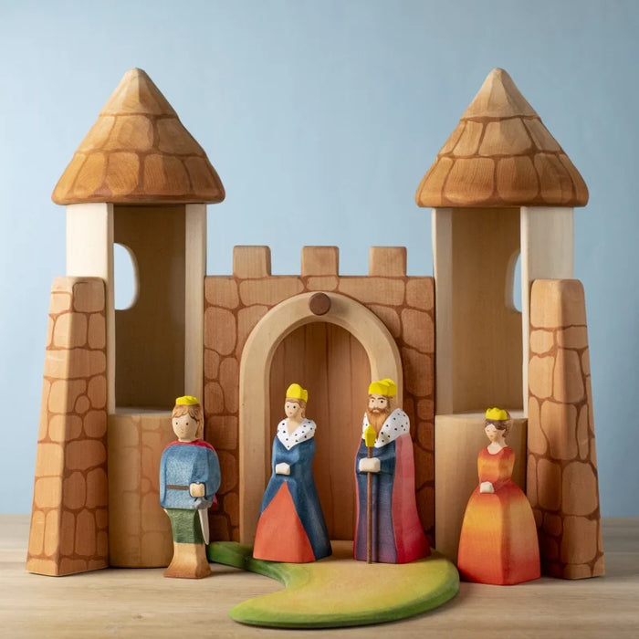 Bumbu Regal Family and Castle Set