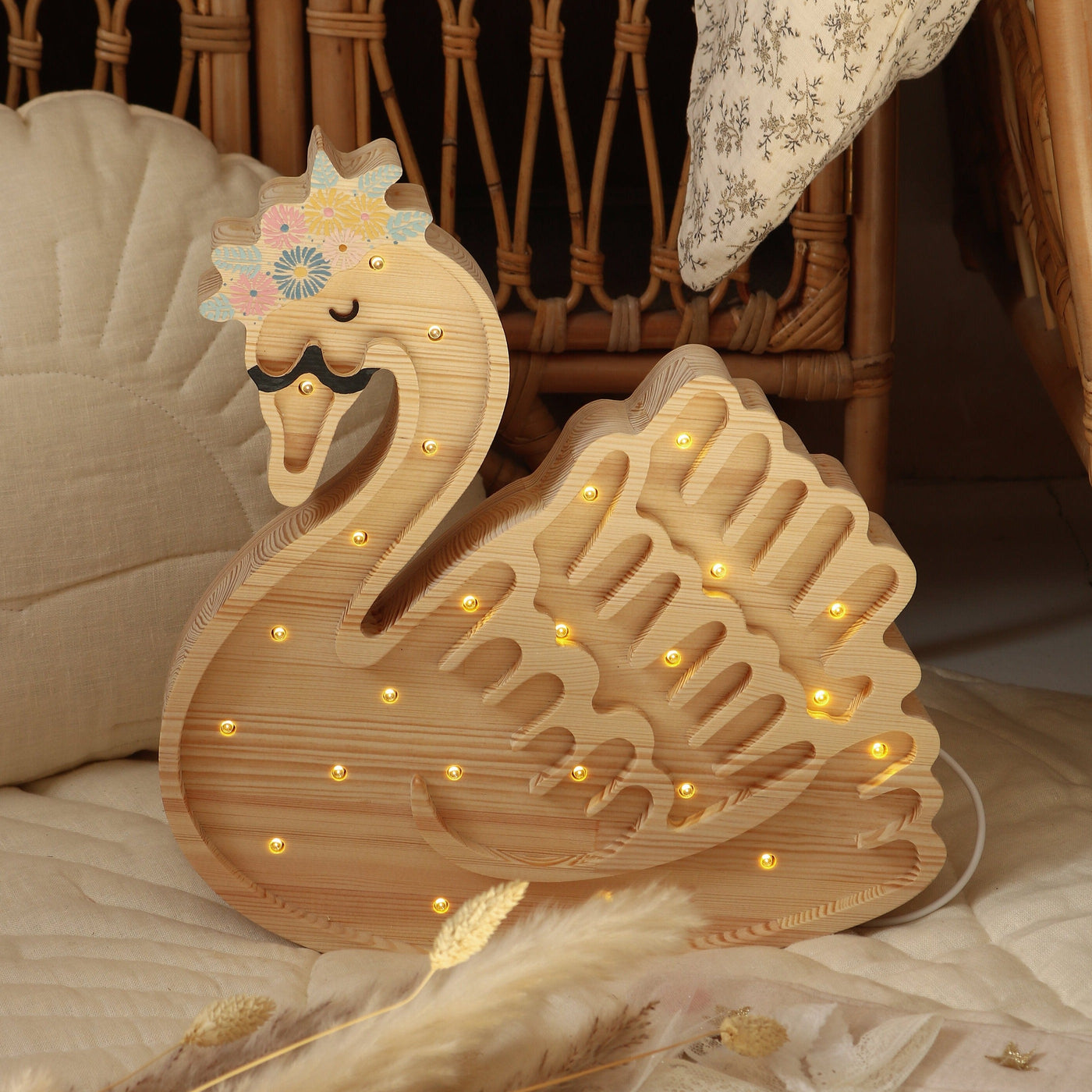 Little Lights Swan Lamp