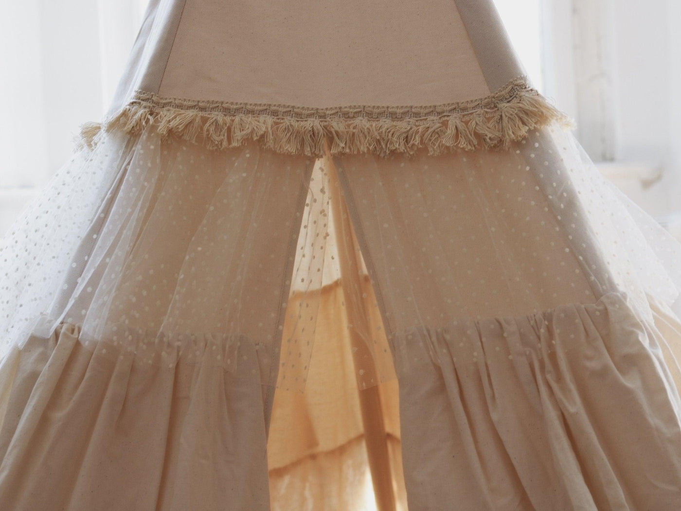 “Shabby Chic” Teepee Tent with Frills