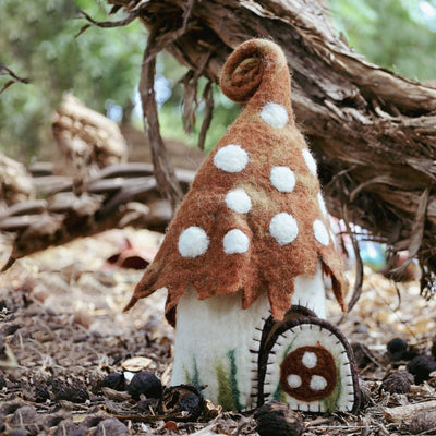 Felt Toadstool Home, Brown