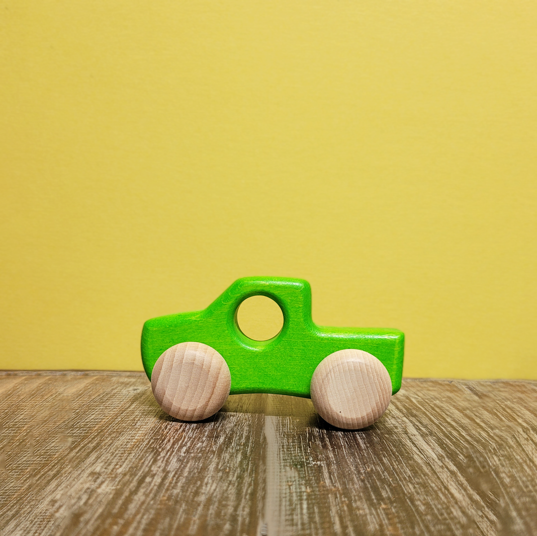 Bajo Little Green Truck