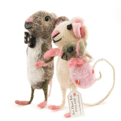 Felt Mouse Family with Baby Girl