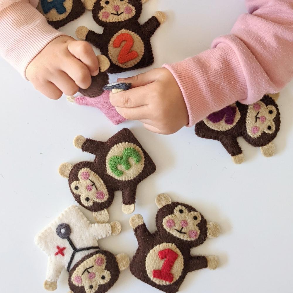 Pre-Order Five Little Monkeys, Finger Puppet Set of 7 (Ships in late February)