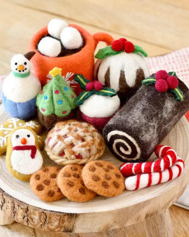 Pre-Order Felt Christmas Play Food Grazing Box, Set B (Ships in November)