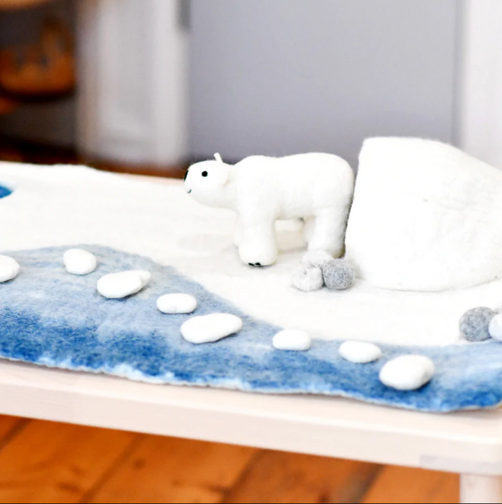 Large Arctic/Antarctic Polar Play Mat Playscape and Polar Bear Set
