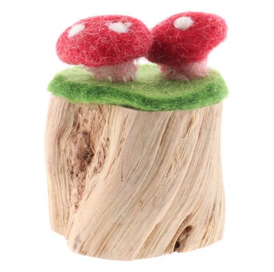 Papoose Small World Toadstool Trunk