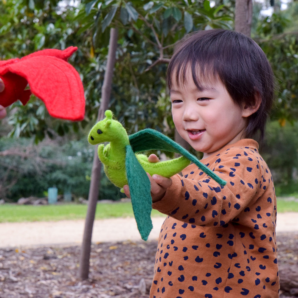 Felt Dragon, Red