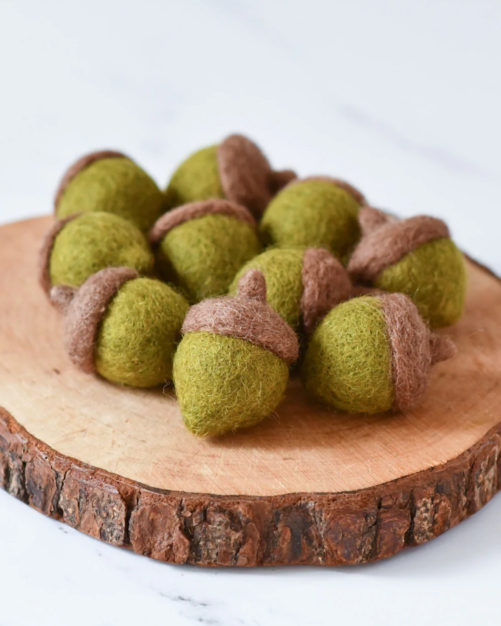 Felt Oak Green Acorns, Set of 5