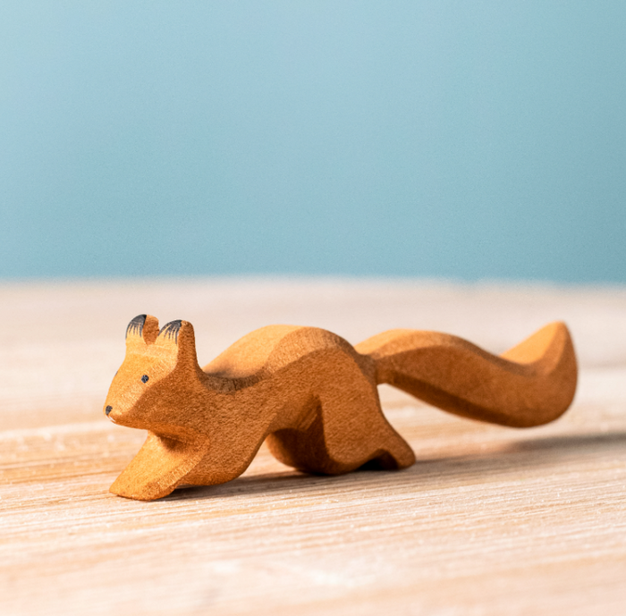 Bumbu Wooden Squirrel, Running