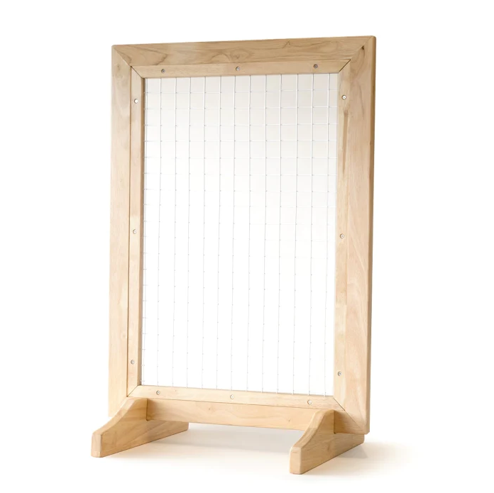 Q Toys Wooden Weaving Station